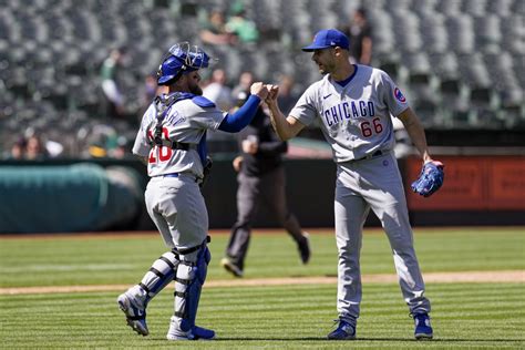 Cubs hammer A’s bullpen in 12-2 win for 3-game sweep